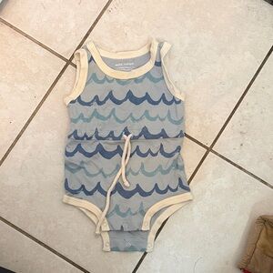Wave Pattern Sleeveless Bodysuit